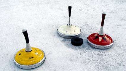 Eisstockschiessen und Genuss am Feuer